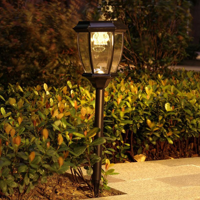 Vintage Solar Path Light – Bronze Lantern-Style for Gardens