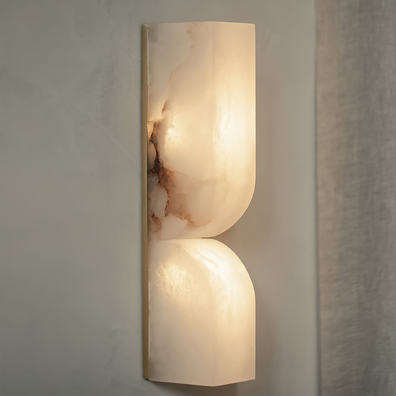 Alabaster Wall Sconce – Elegant LED Lighting