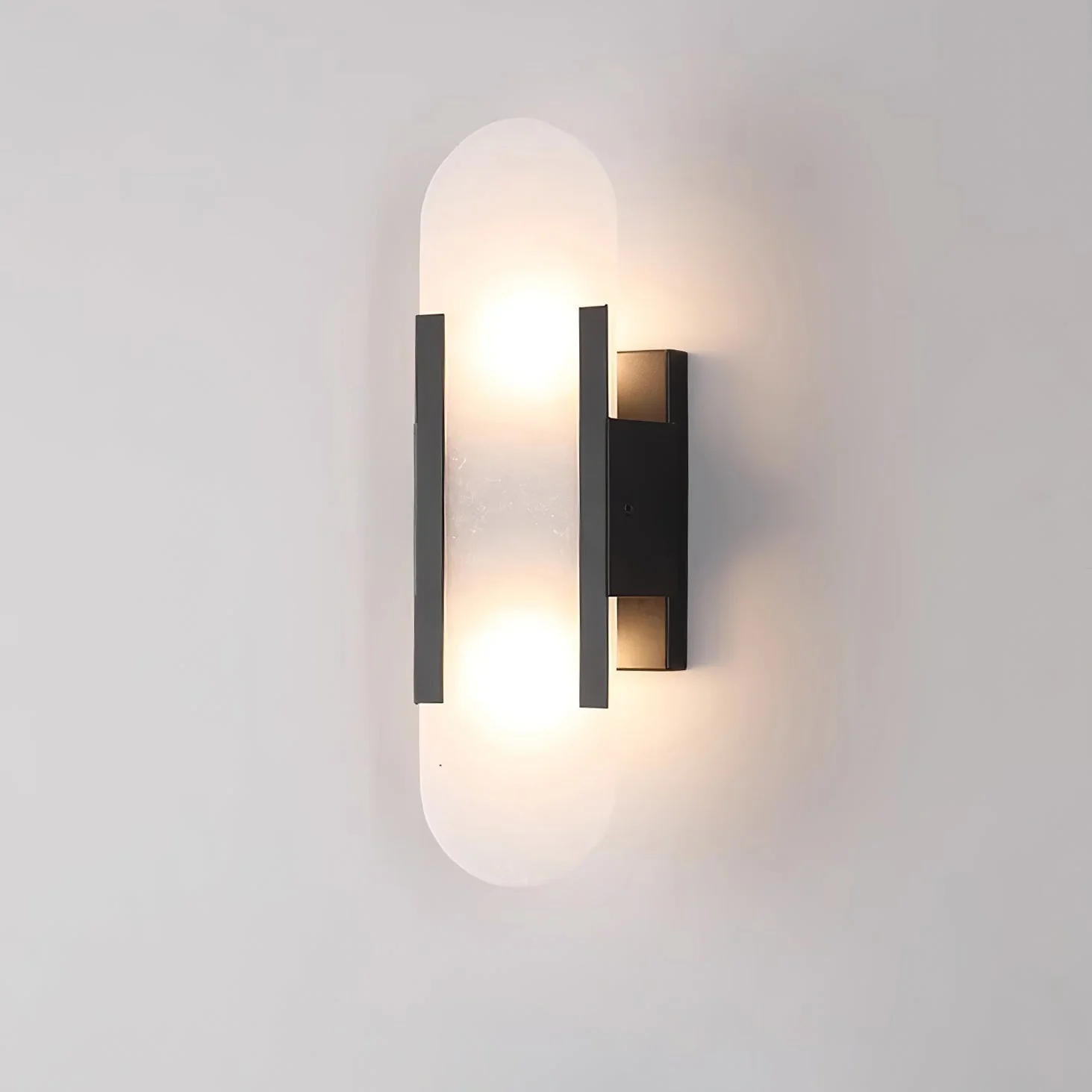 Alabaster & Marble Wall Lamp – Modern Design & Brass Accents