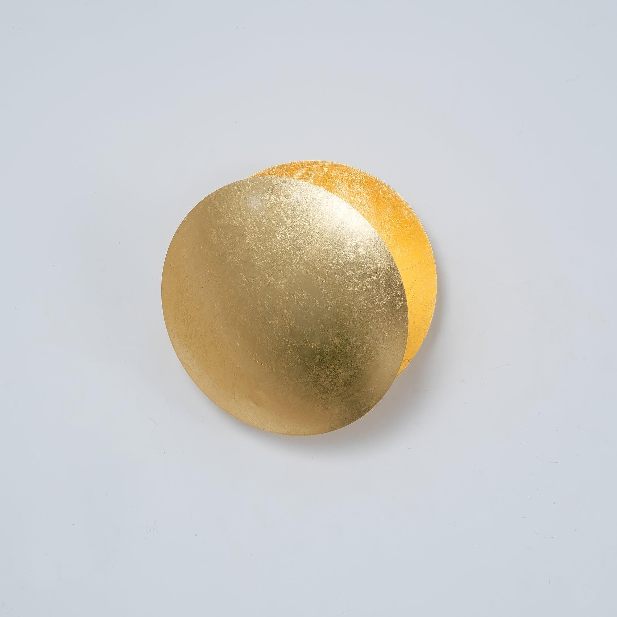 Contemporary Moon Wall Lamp – Metallic Finish