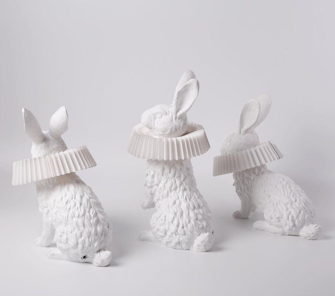 Creative Rabbit Lamp – Modern Artistic Home Decor