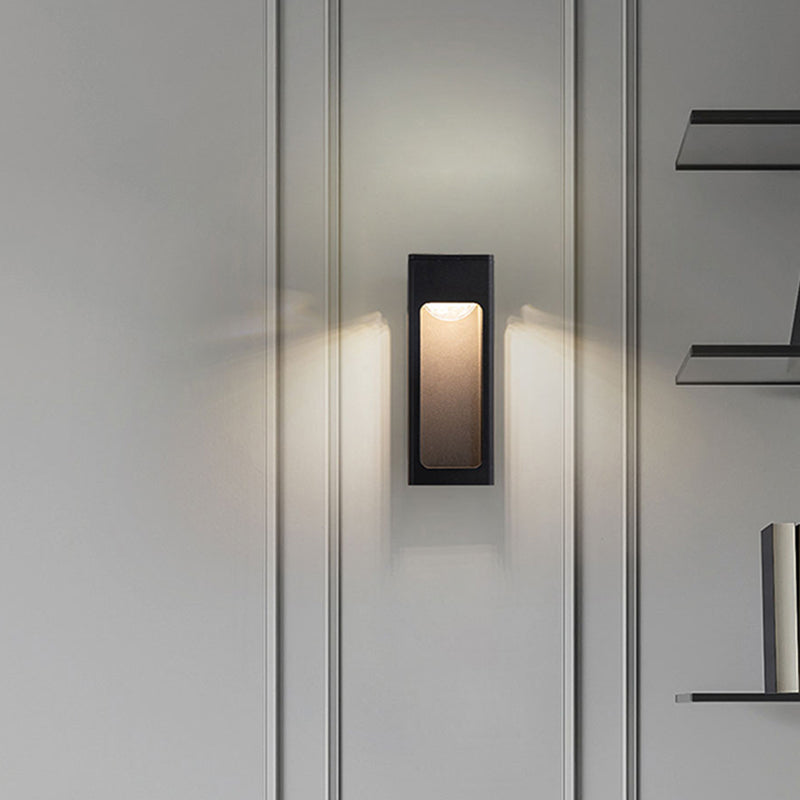 Geometric Outdoor Wall Light – Minimalist Modern Design, Weatherproof