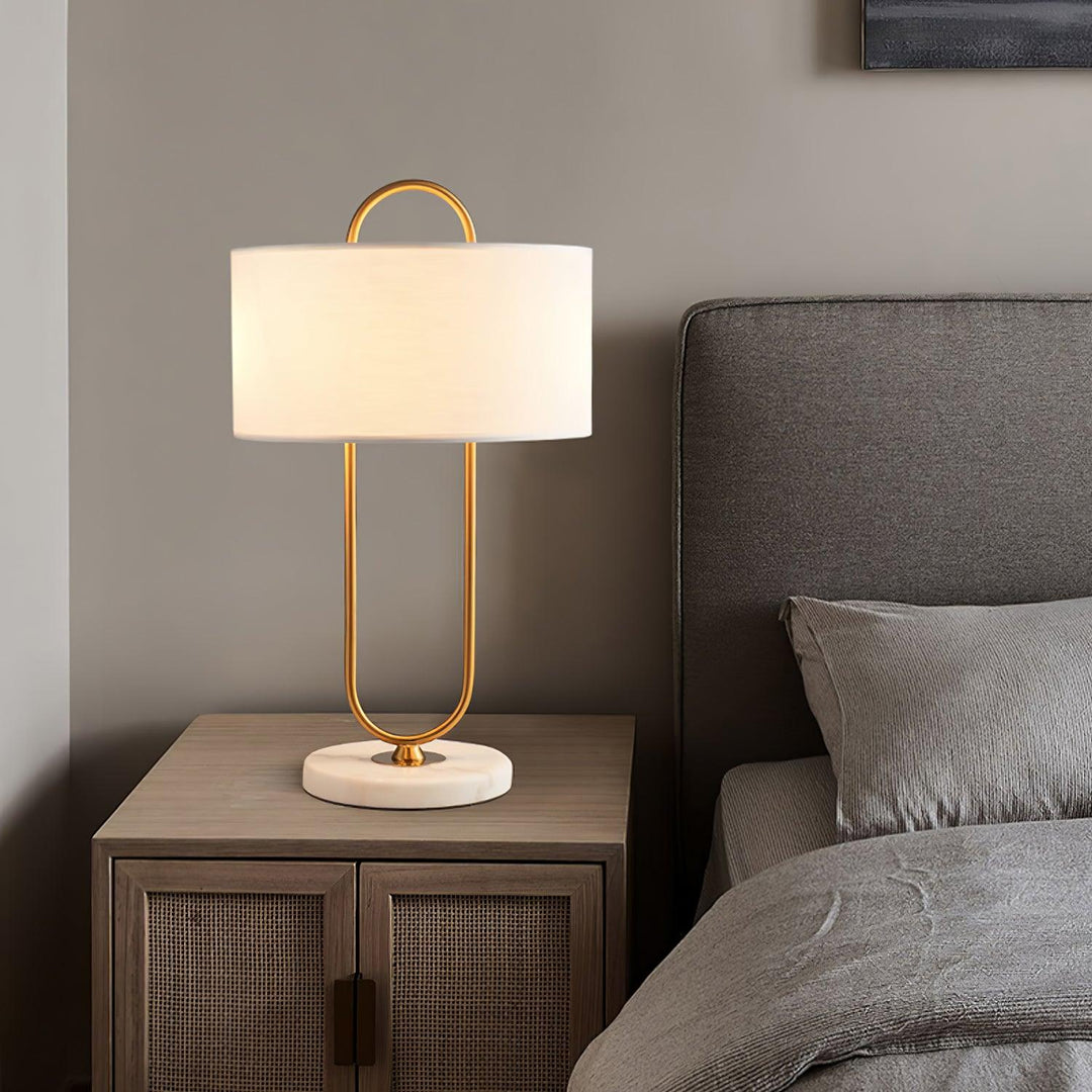 High-Gloss Modern Table Lamp – Sleek Gold Design