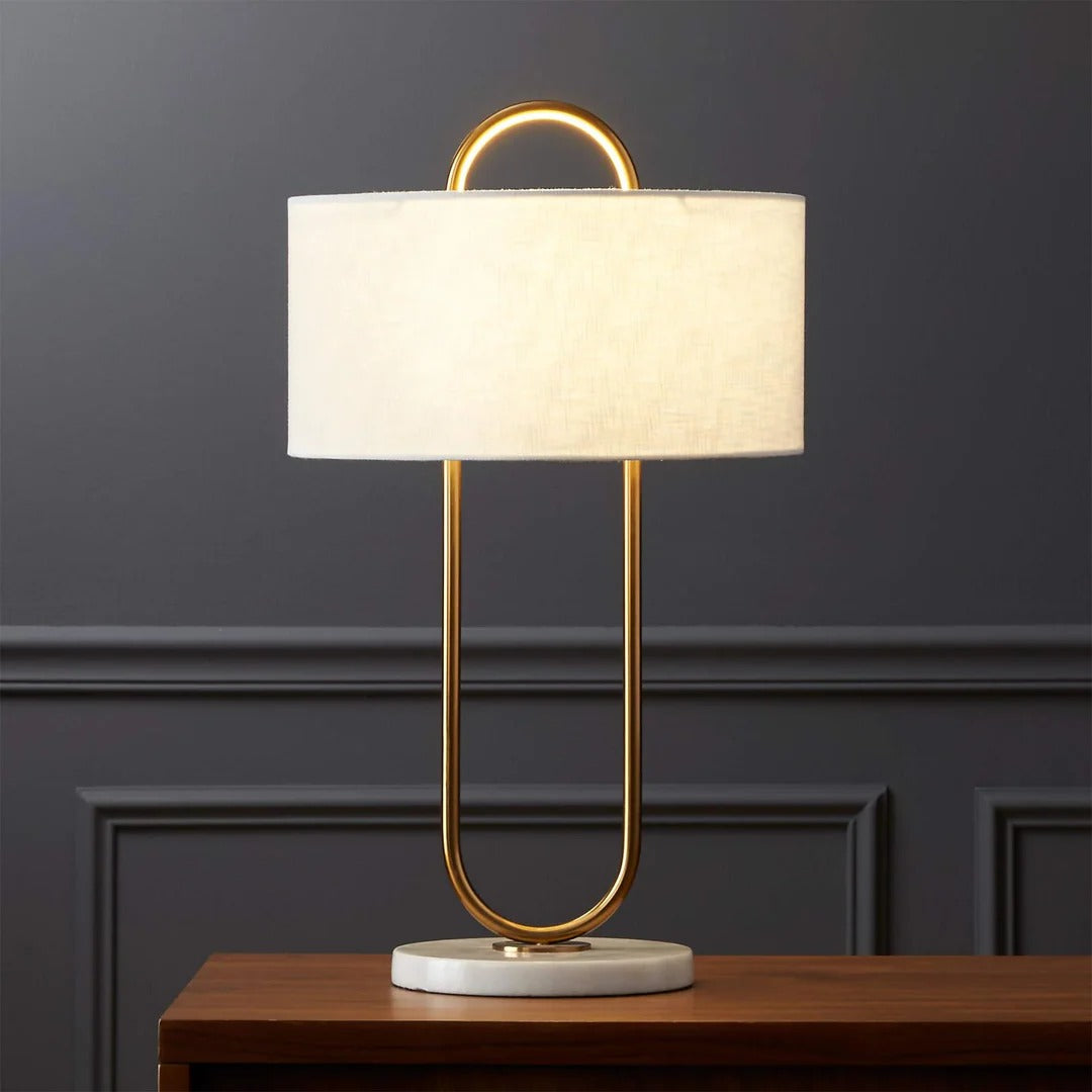 High-Gloss Modern Table Lamp – Sleek Gold Design