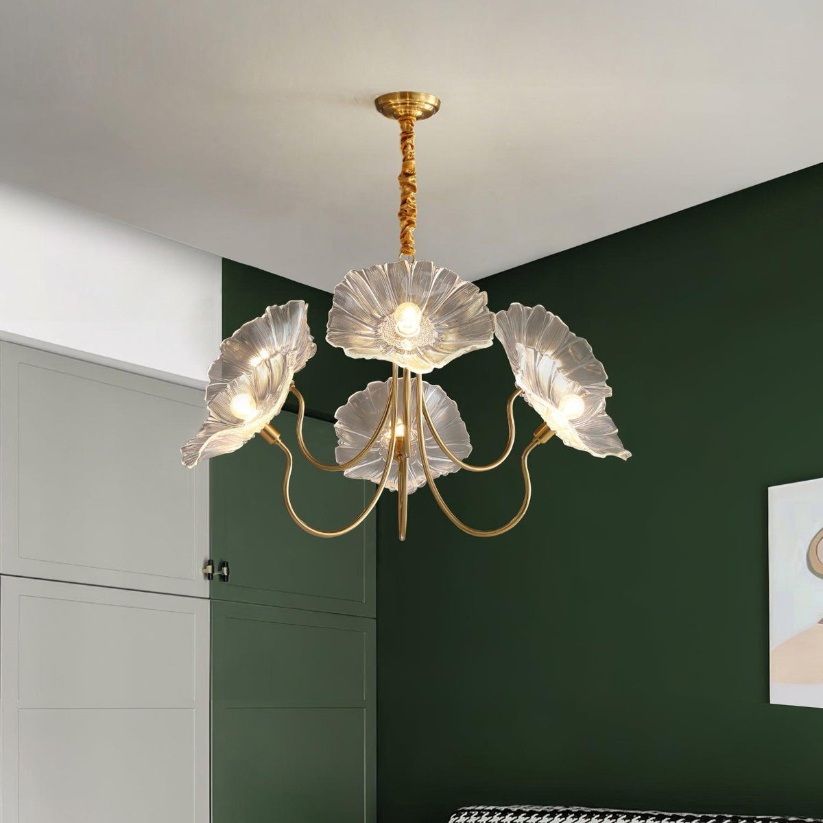 Art Deco Chandelier & Vintage Leaf Shade Design