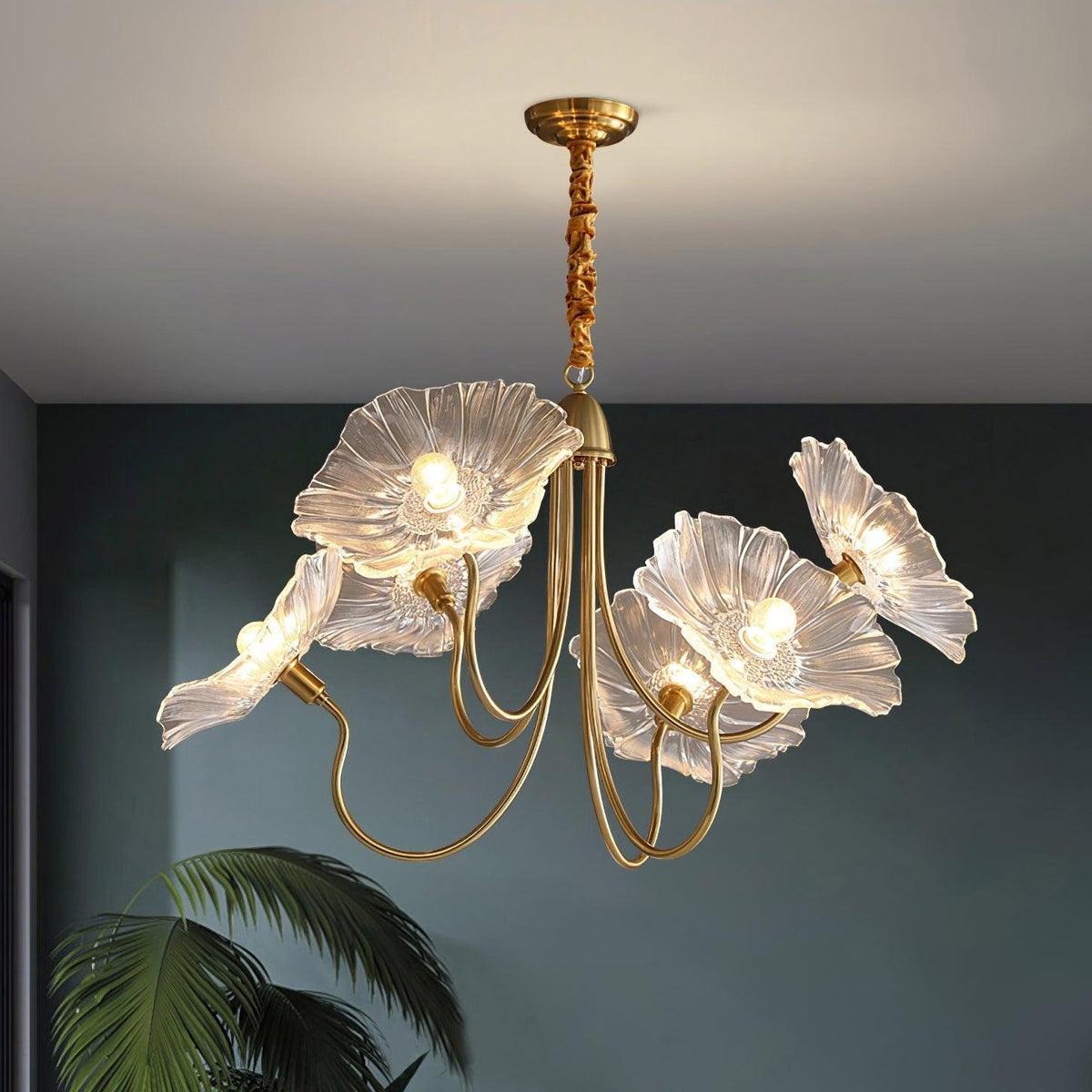 Art Deco Chandelier & Vintage Leaf Shade Design
