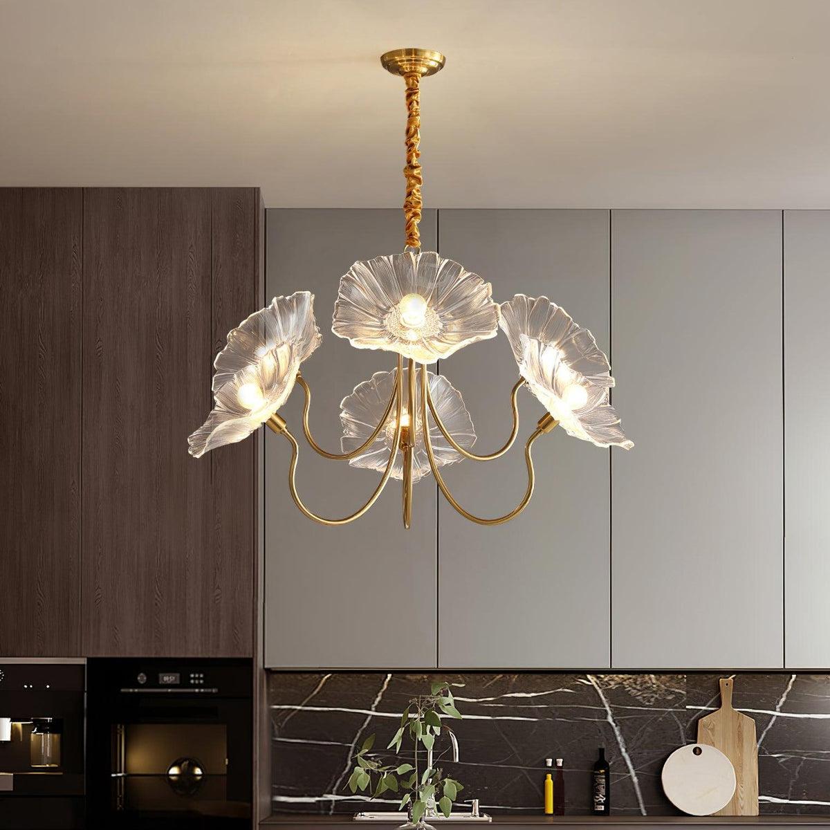 Art Deco Chandelier & Vintage Leaf Shade Design