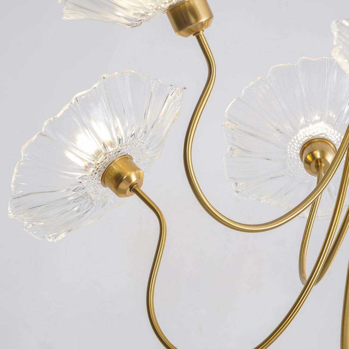 Art Deco Chandelier & Vintage Leaf Shade Design