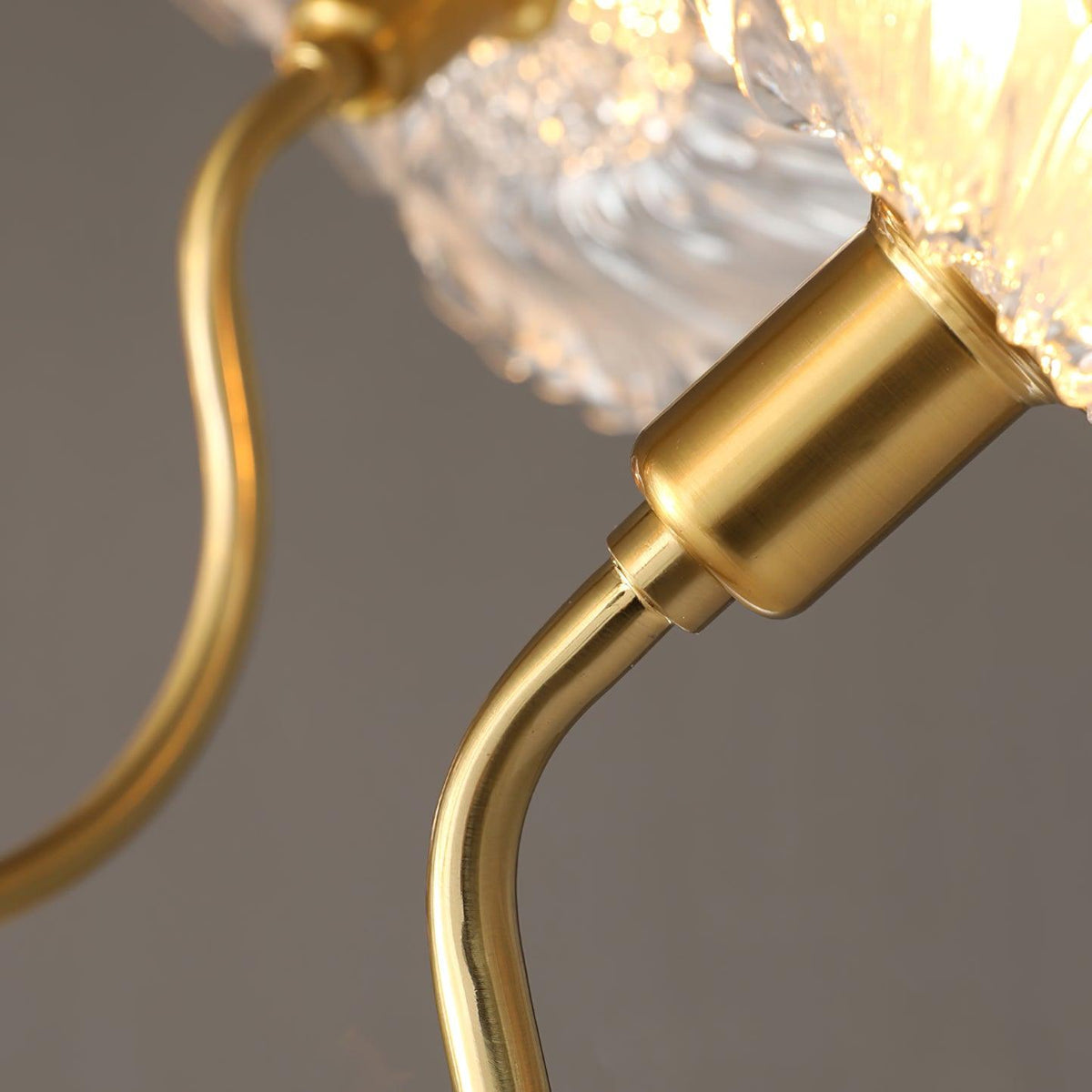 Art Deco Chandelier & Vintage Leaf Shade Design