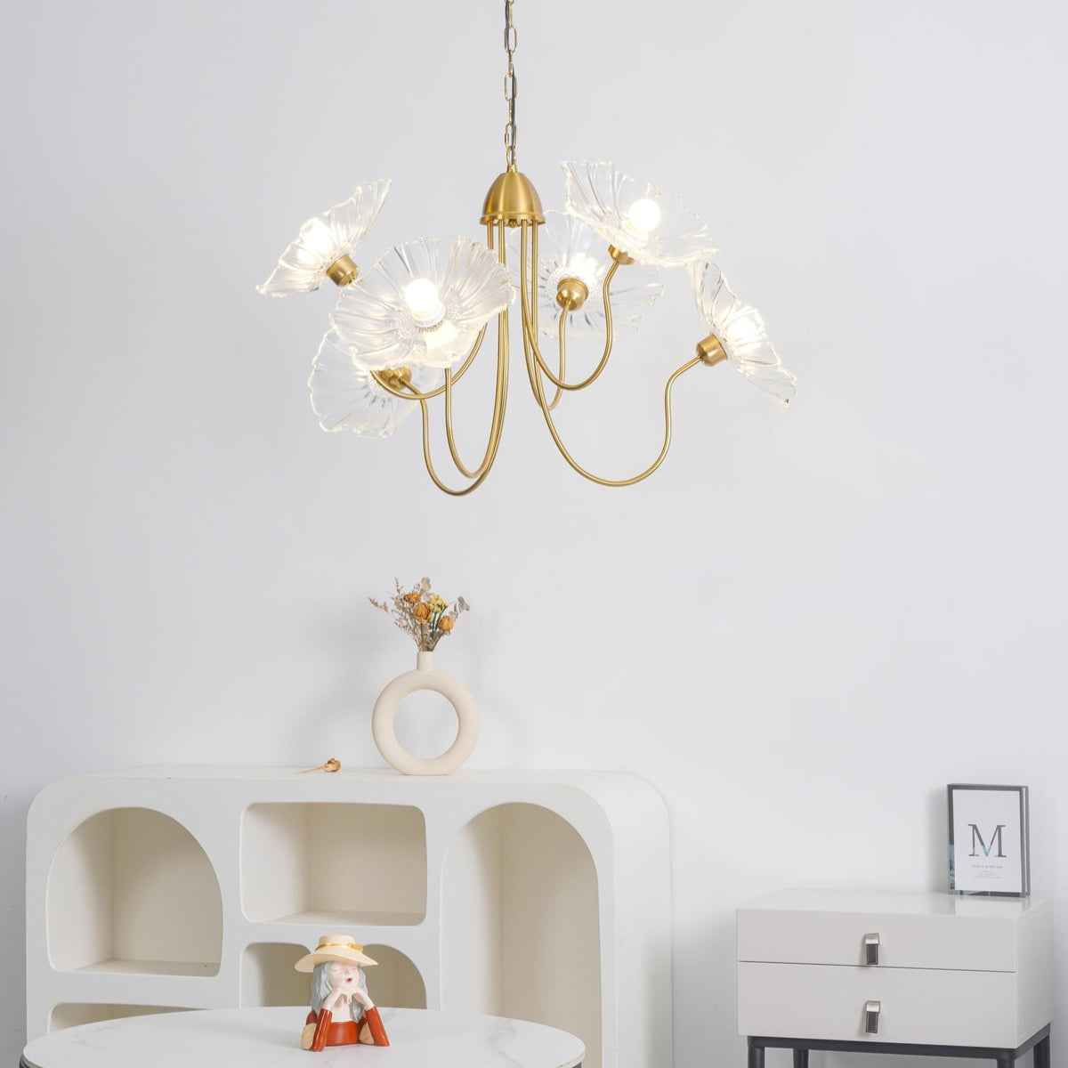Art Deco Chandelier & Vintage Leaf Shade Design