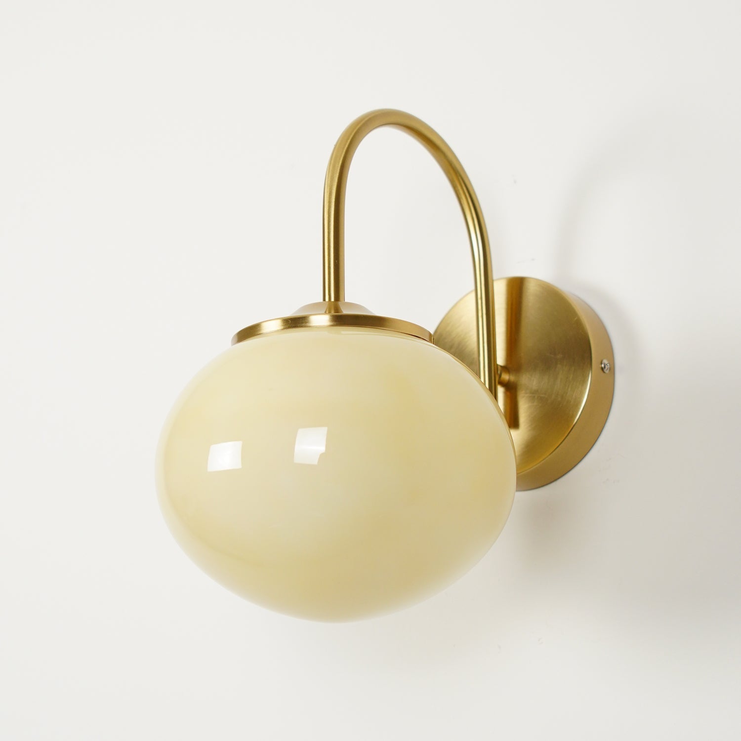 Marshmallow Wall Lamp – Glass & Brass Finish