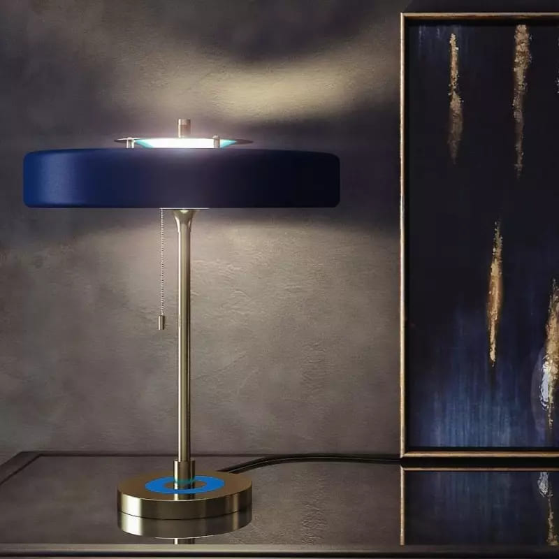 Medium Rotary Table Lamp – Sleek and Sophisticated