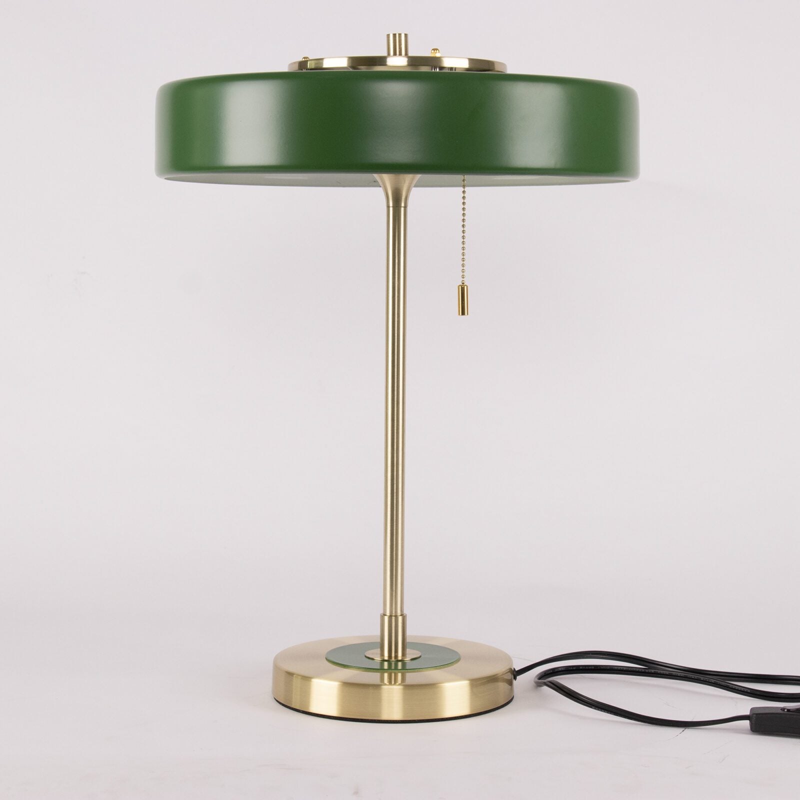 Medium Rotary Table Lamp – Sleek and Sophisticated