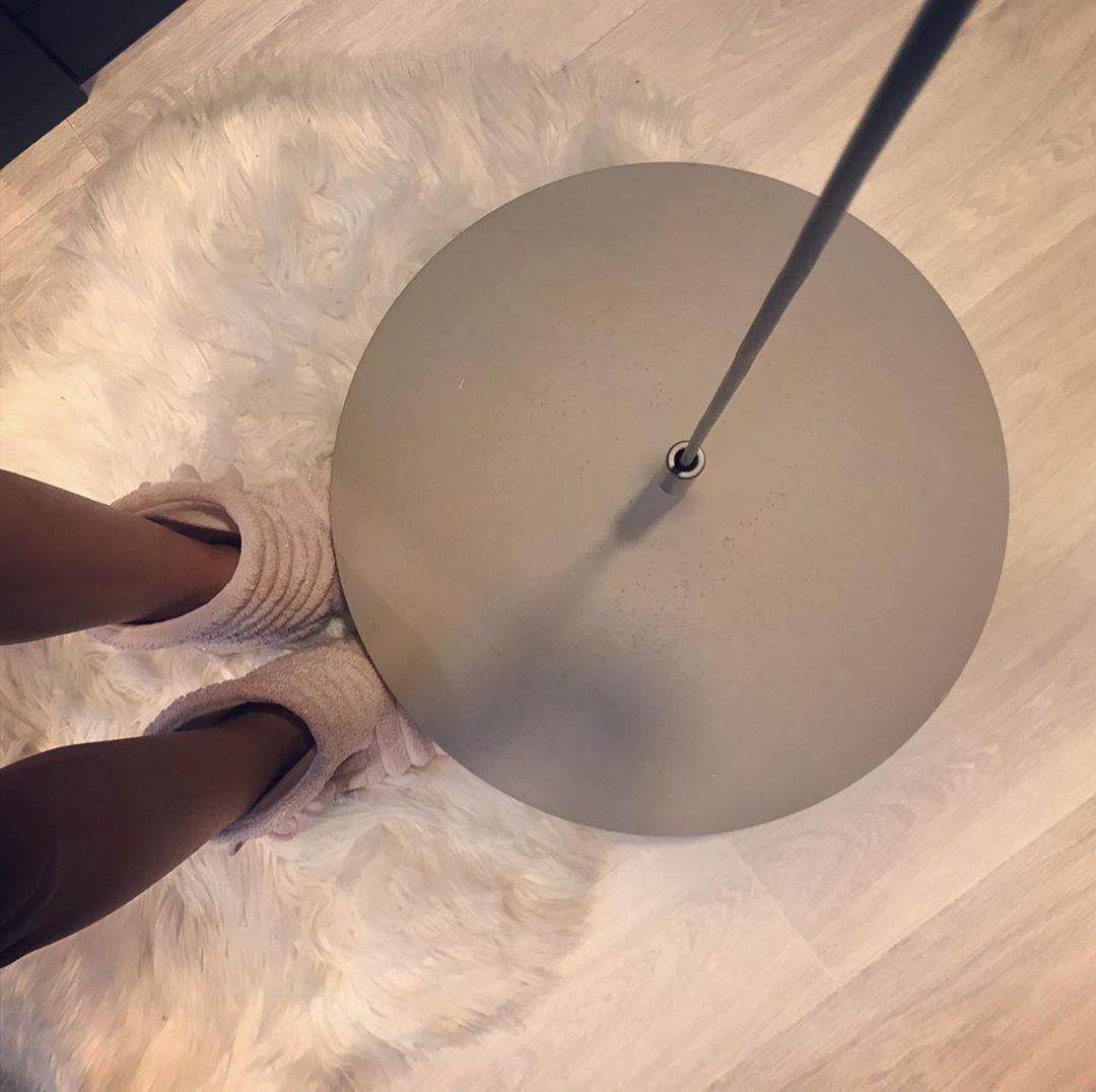 Minimalist Disc-Cylindrical LED Pendant Light
