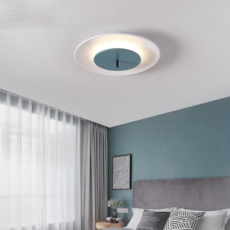 Minimalist Circular LED Ceiling Light - Soft Illumination