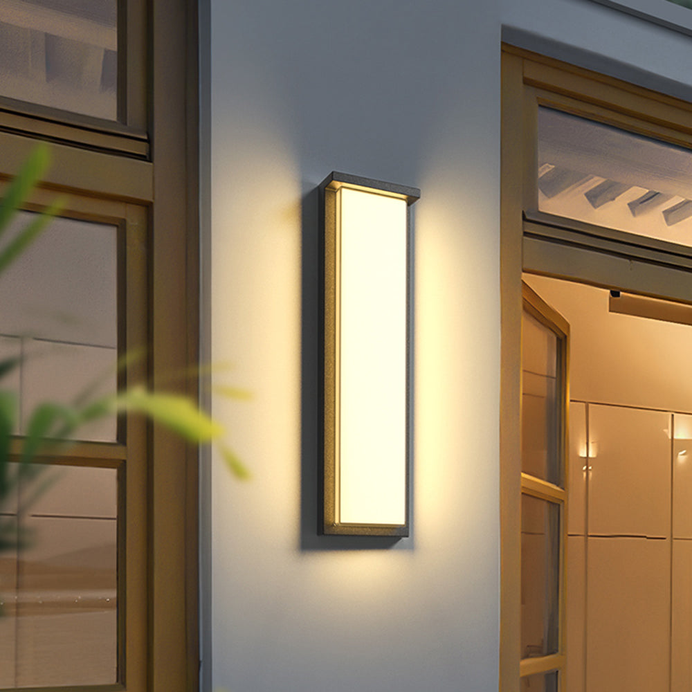 Minimalist Outdoor Wall Light – Black, Solar or Hardwired, Waterproof Design