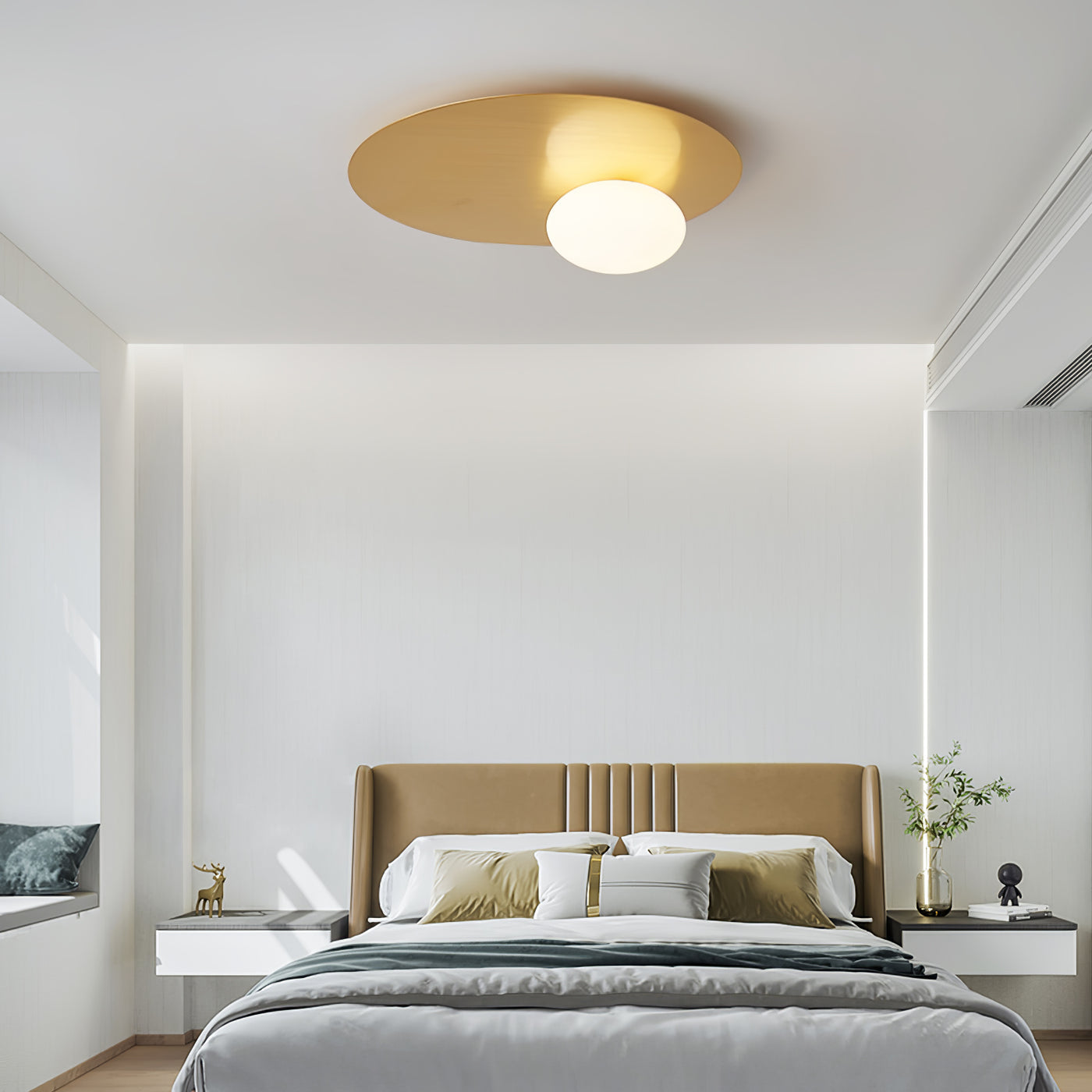 Minimalistic Oval Ceiling Lamp - Sleek Design