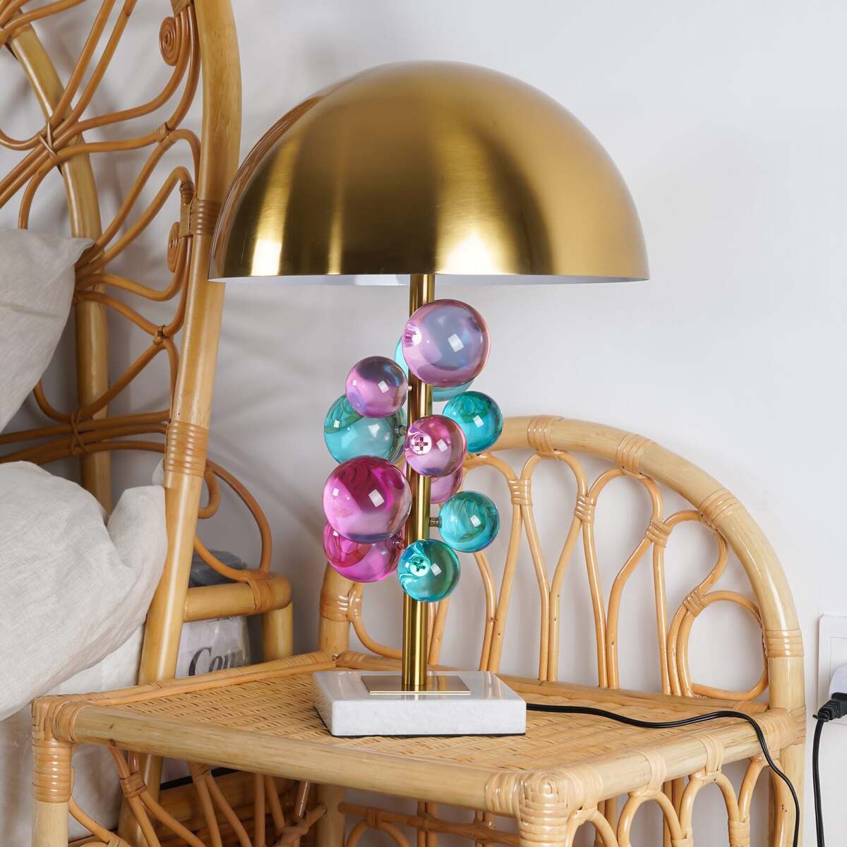 Modern Crystal Table Lamp – Brass Dome & Glass Orbs