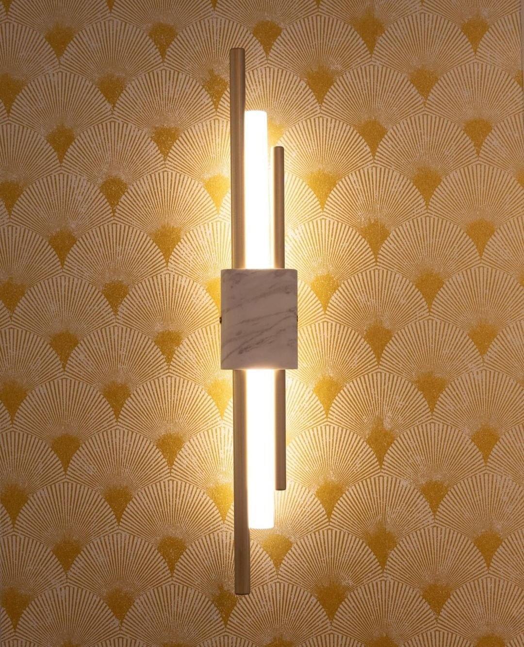 Modern Marble & Brass Wall Light - Minimalist Design