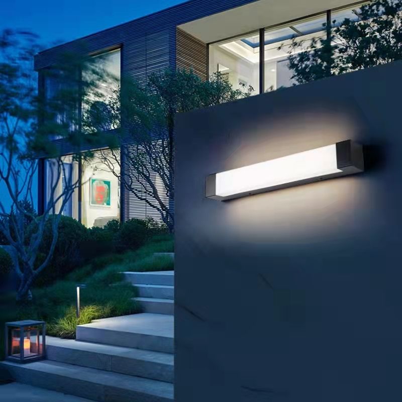 Modern Linear Outdoor Wall Lamp – Black, Motion Sensor, Waterproof
