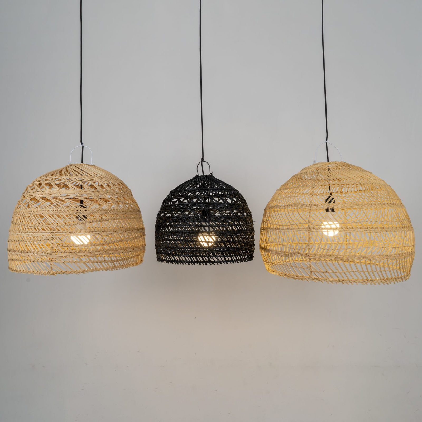 Natural Rattan Hanging Light – Boho Chic Design