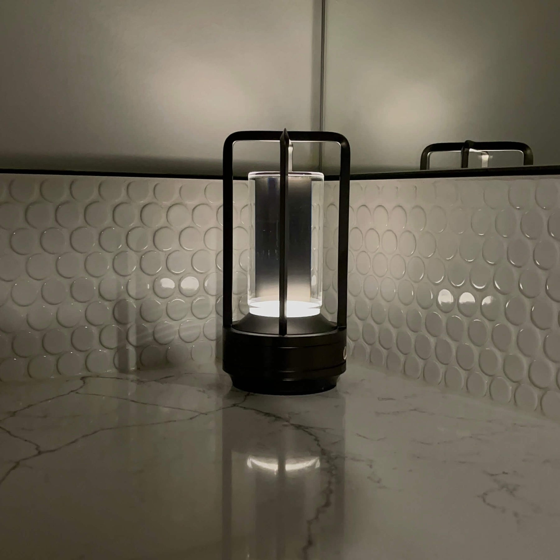 Nordic Cordless Lantern Lamp – Dimmable & Water-Resistant