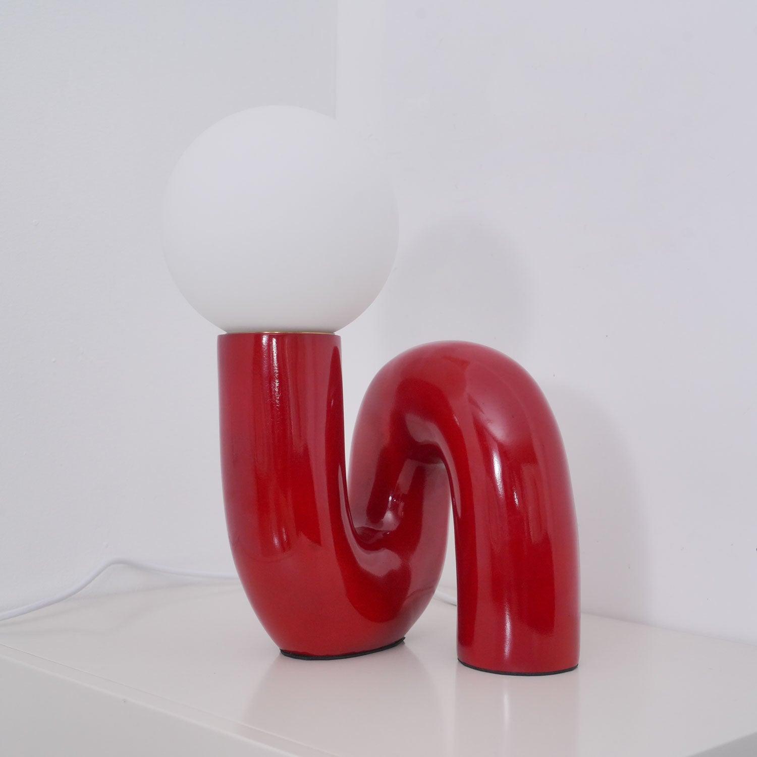 Contemporary Table Lamp with Voluminous N-Shaped Base