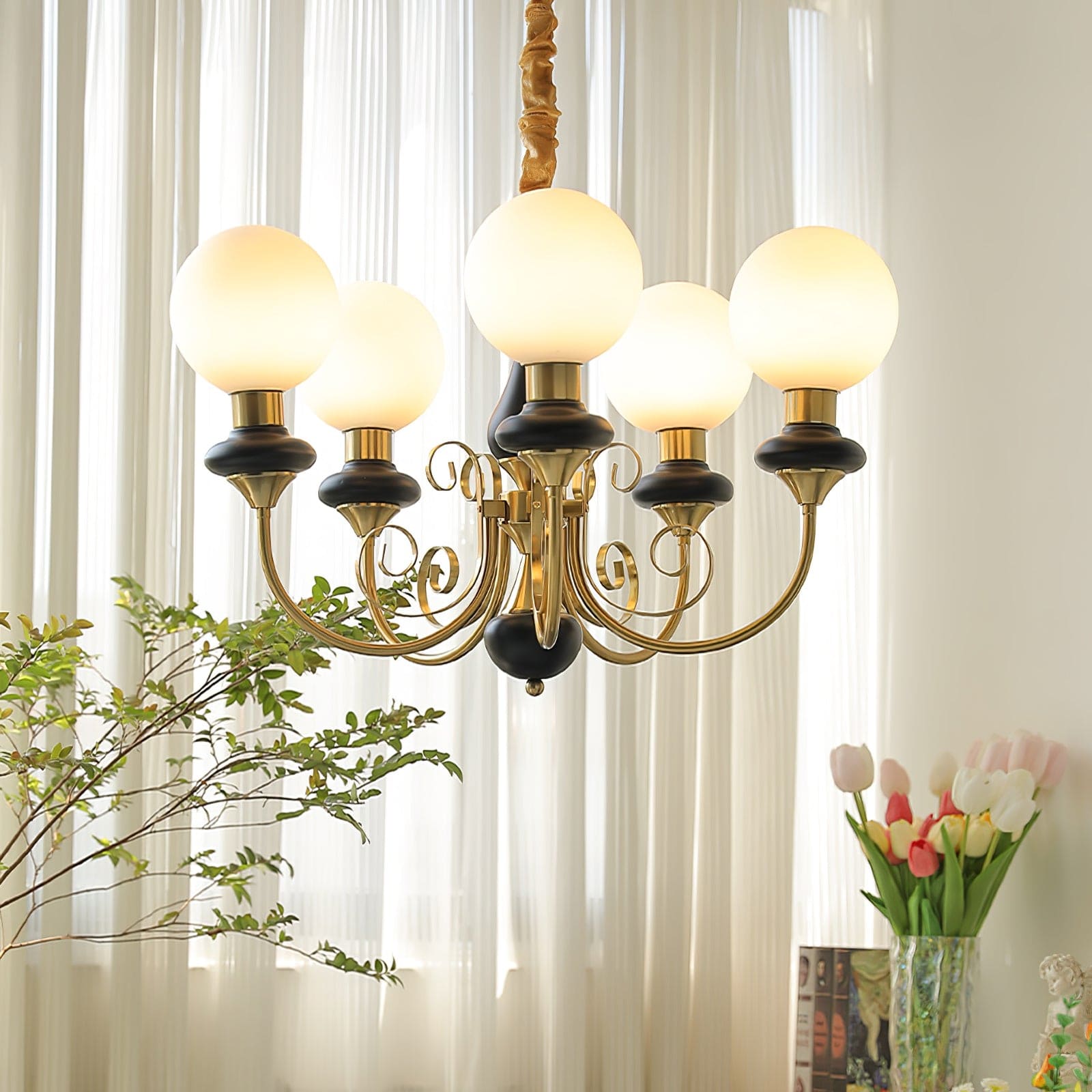 Onyx Glass Chandelier - Modern Elegance with Artful Accents