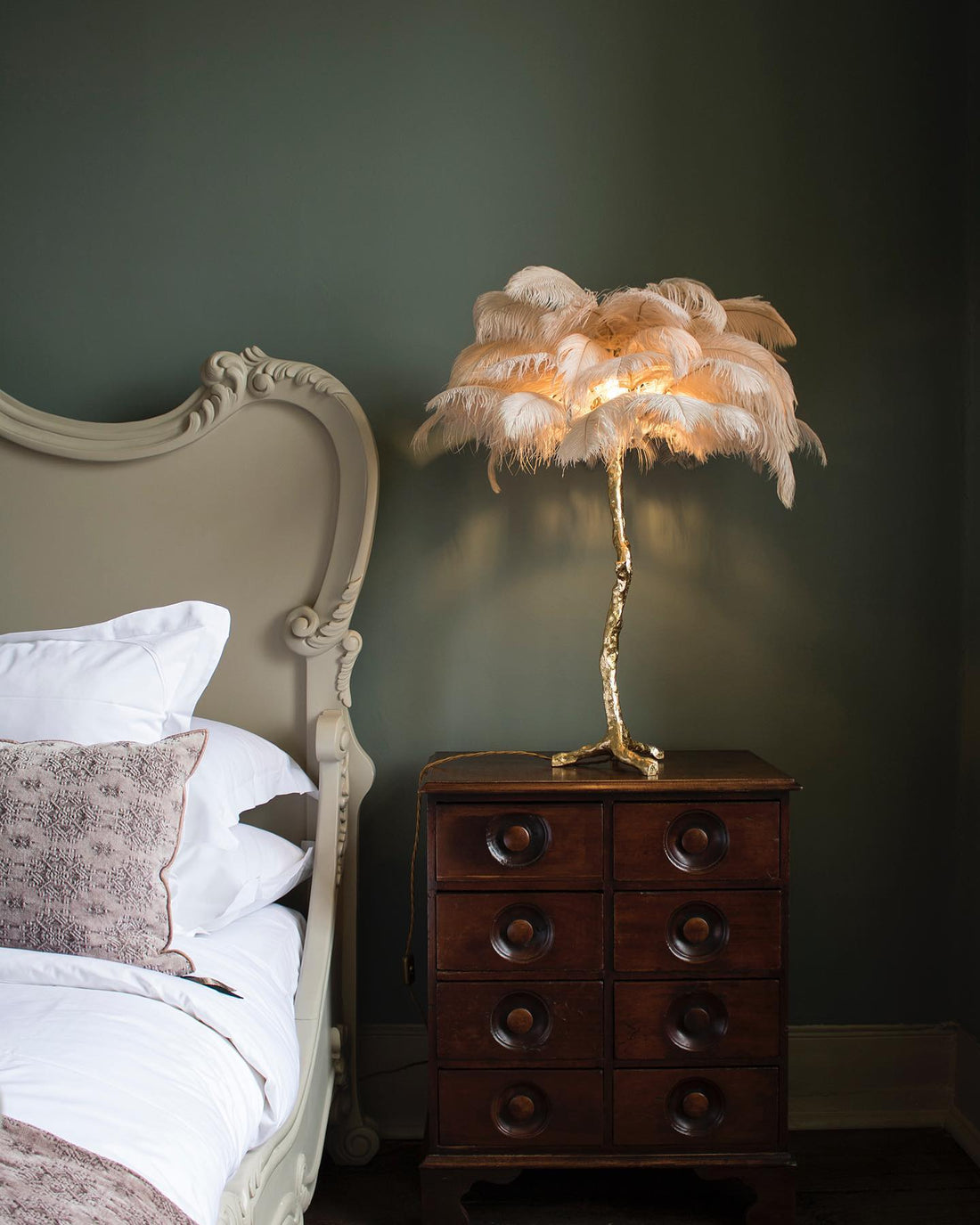 Ostrich Feather Table Lamp - Modern Art Deco Lighting