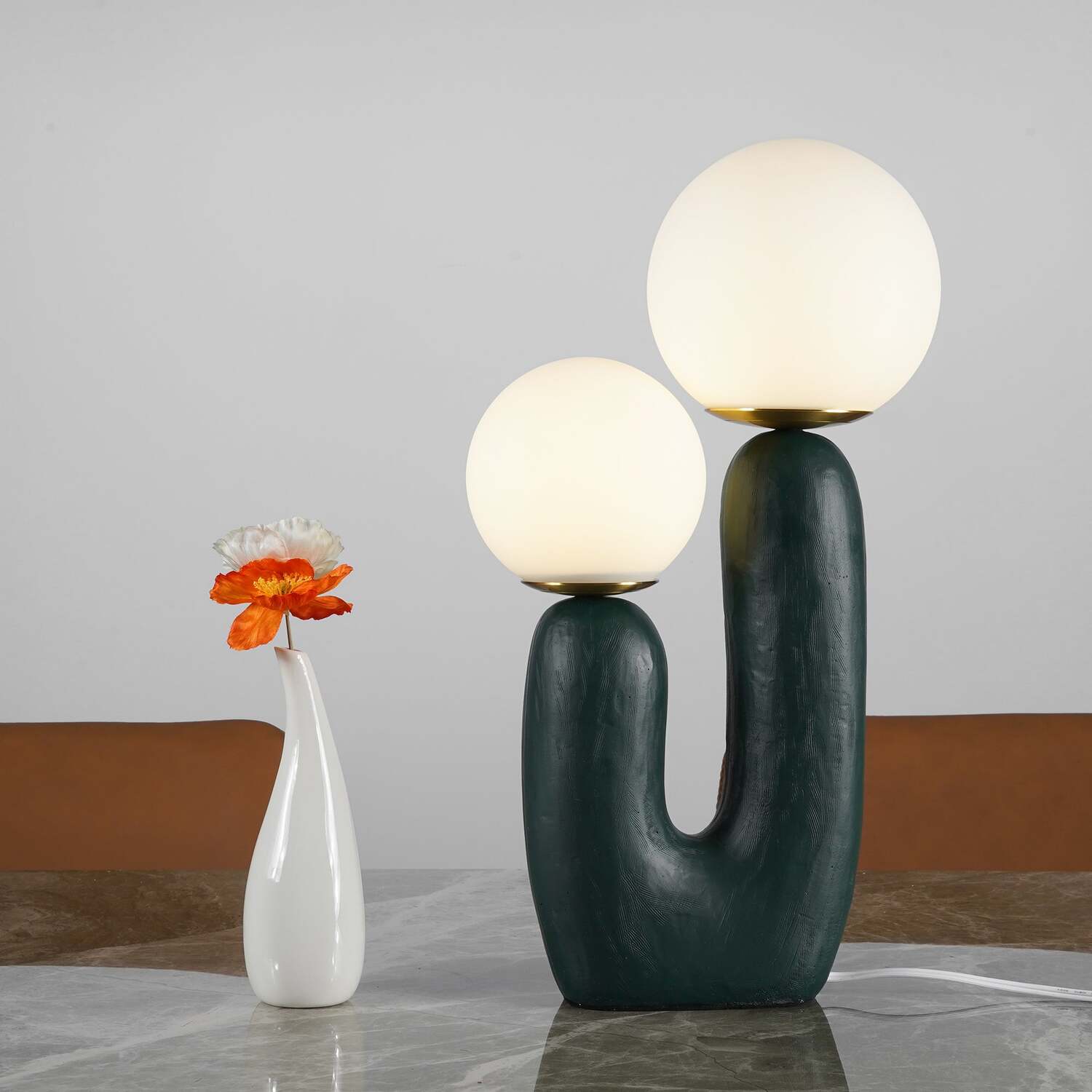 Resin Table Lamp – Modern Nordic Design & LED Light