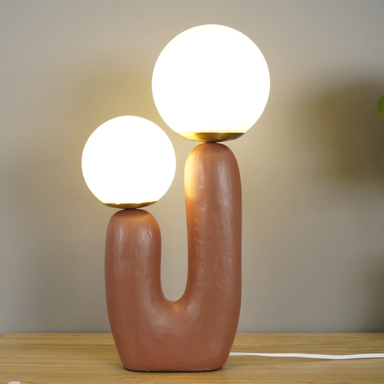 Resin Table Lamp – Modern Nordic Design & LED Light