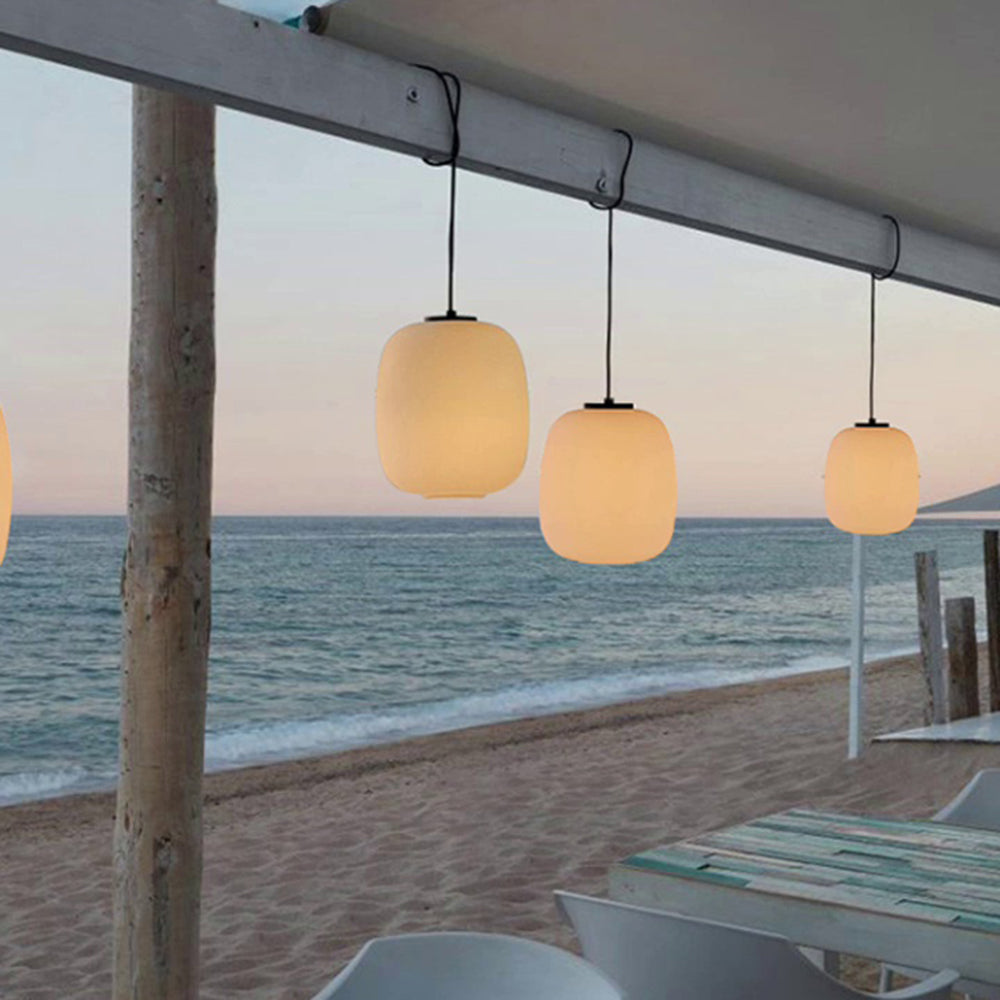 Retro Lantern Pendant Light – Outdoor Waterproof Elegance