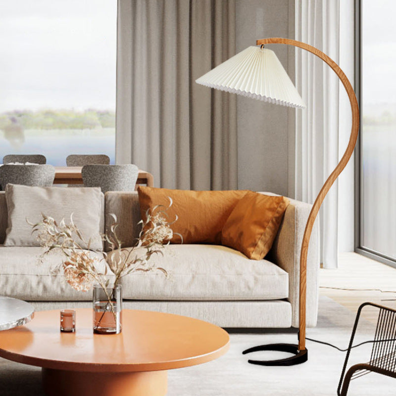 Scandinavian Floor Lamp – Adjustable Shade & Wood Design