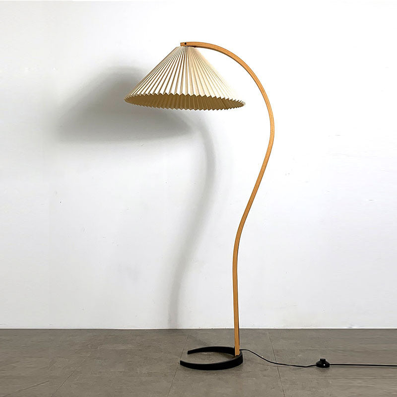 Scandinavian Floor Lamp – Adjustable Shade & Wood Design