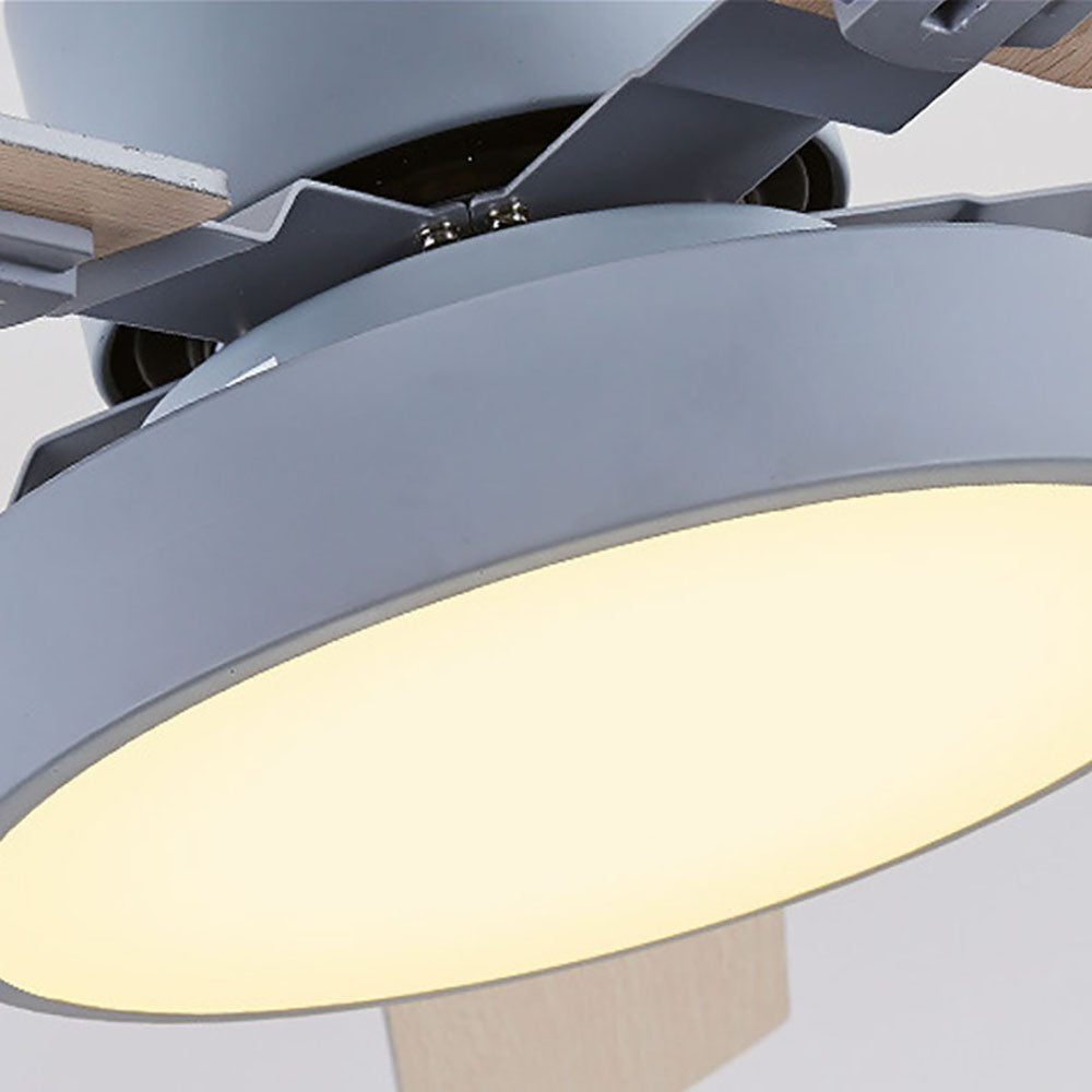 Sleek 5-Blade Ceiling Fan with Light - Functional & Aesthetic