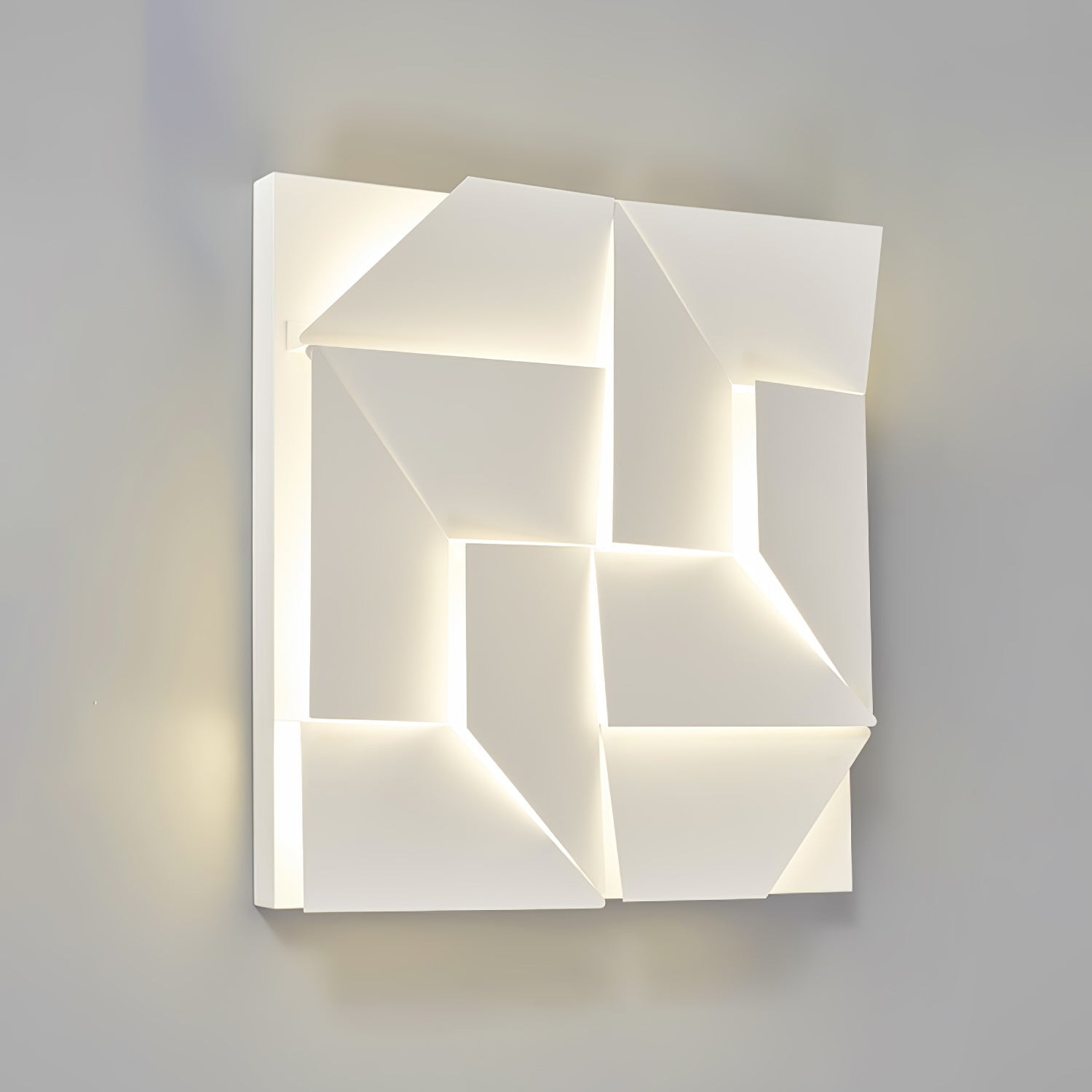 Stylish Italian Wall Sconce – Modern LED Design