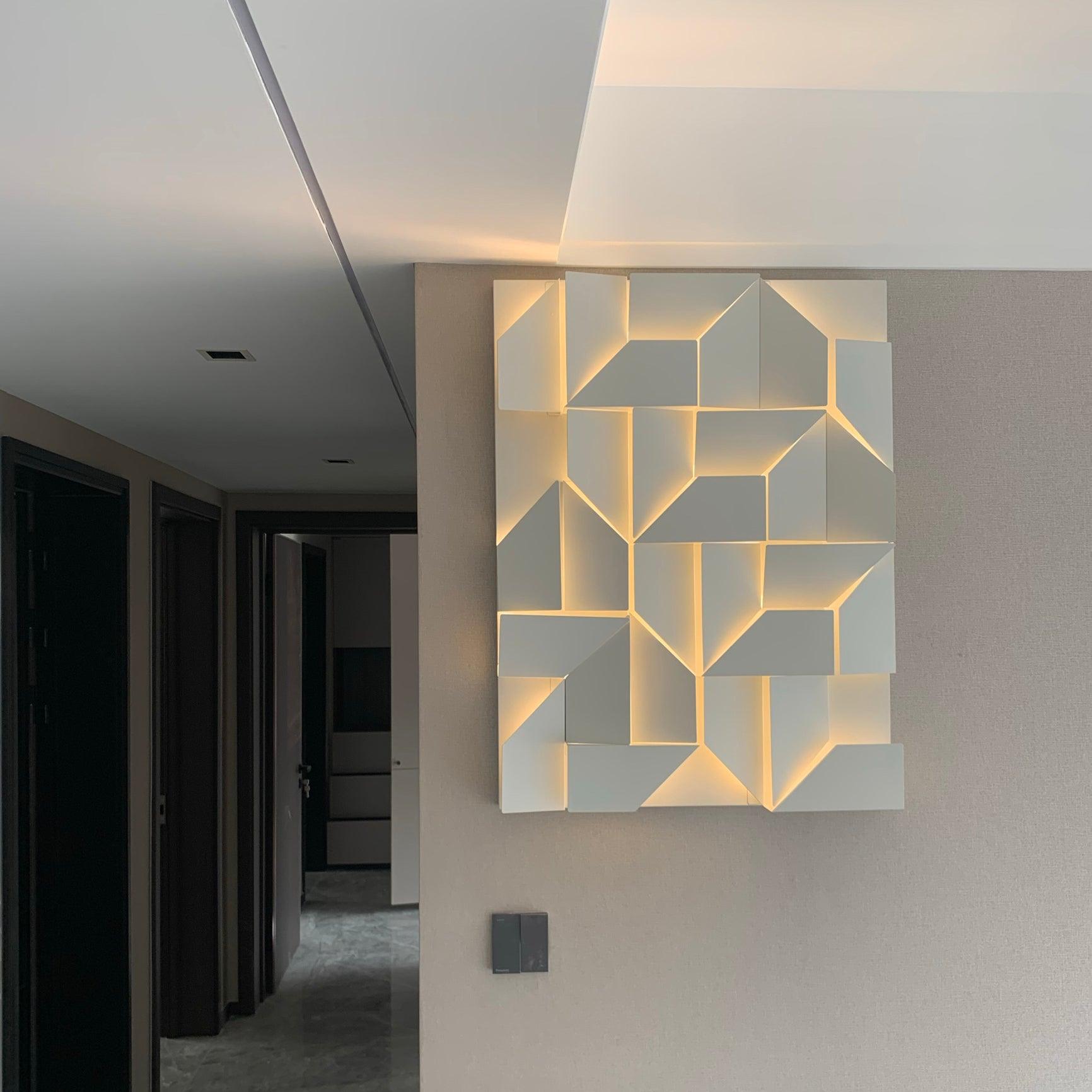 Stylish Italian Wall Sconce – Modern LED Design