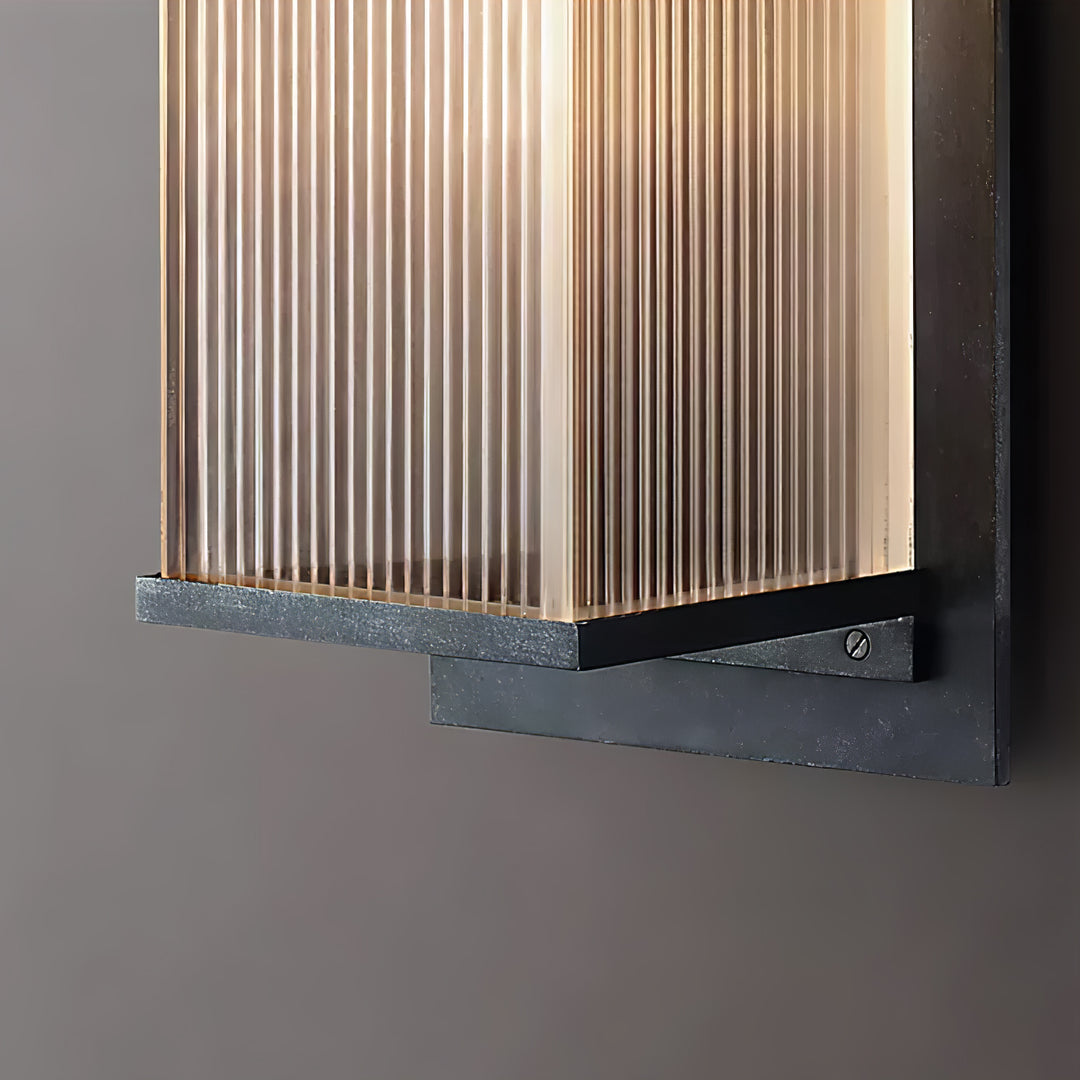 Modern Solar Outdoor Wall Fixture – Rectangular Design, Energy-Efficient