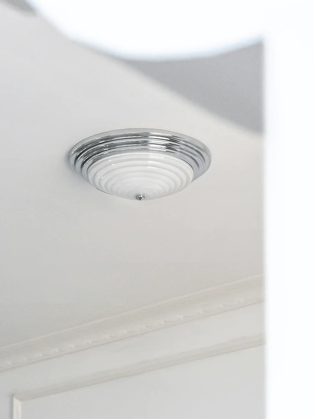 Stylish Volume Dome Ceiling Lamp - Wide Illumination