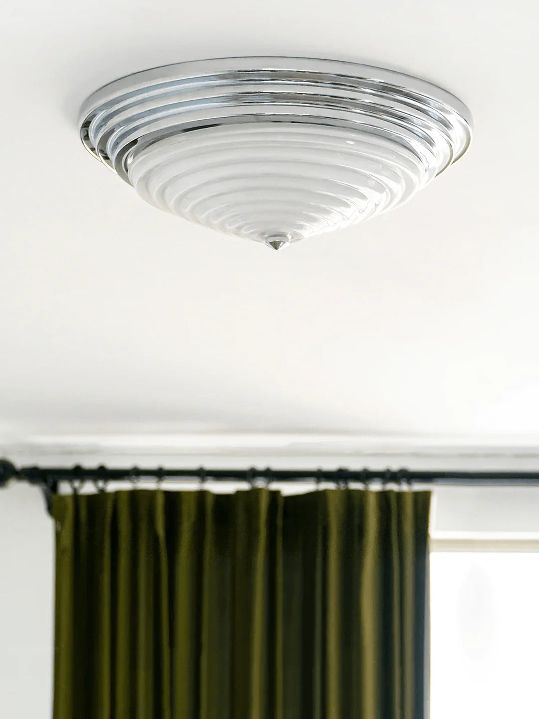 Stylish Volume Dome Ceiling Lamp - Wide Illumination