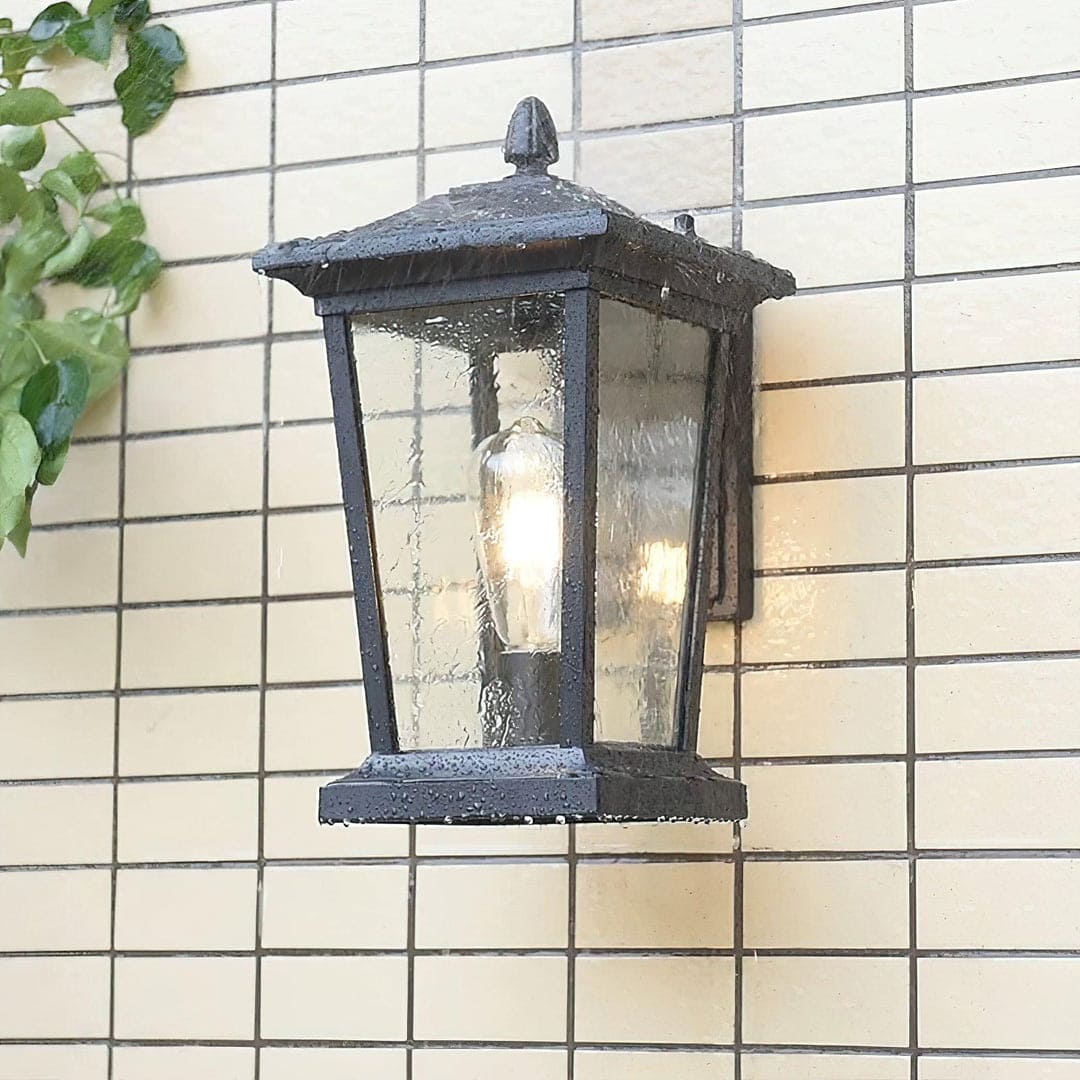 Vintage Industrial Outdoor Wall Lamp – Weather-Resistant Lantern Design