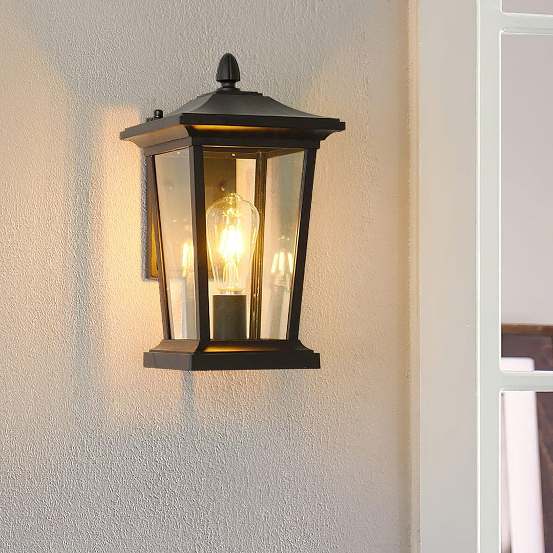 Vintage Industrial Outdoor Wall Lamp – Weather-Resistant Lantern Design