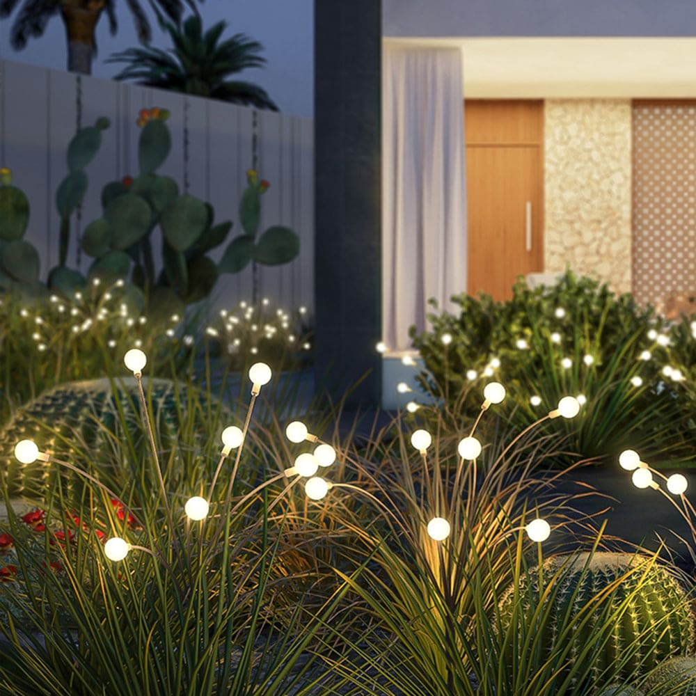 Elegant Outdoor Post Light – Black/White