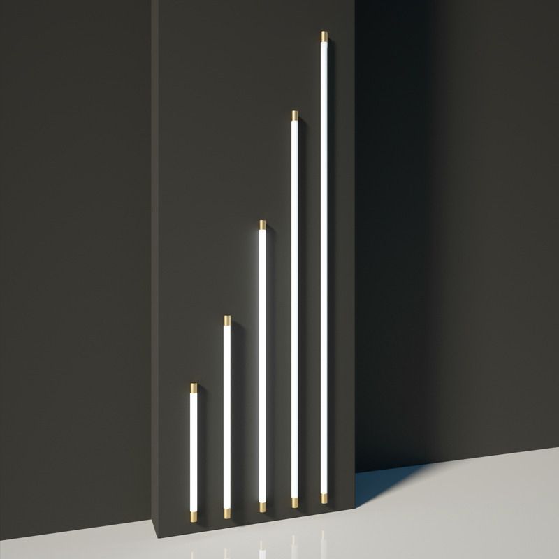 Golden Minimalist Wall Lamp for Modern Spaces