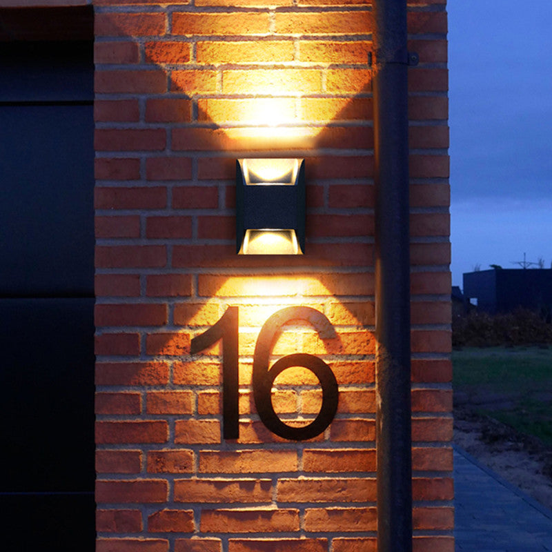 Minimalist Up Down LED Metal Outdoor Wall Lamp for Patios