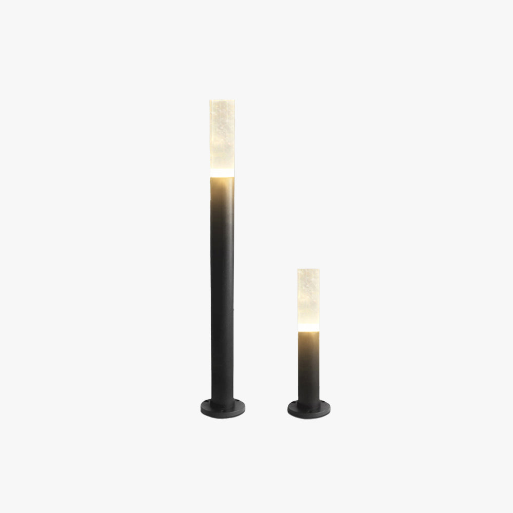 Outdoor Bollard Light – Modern Warm Ambiance