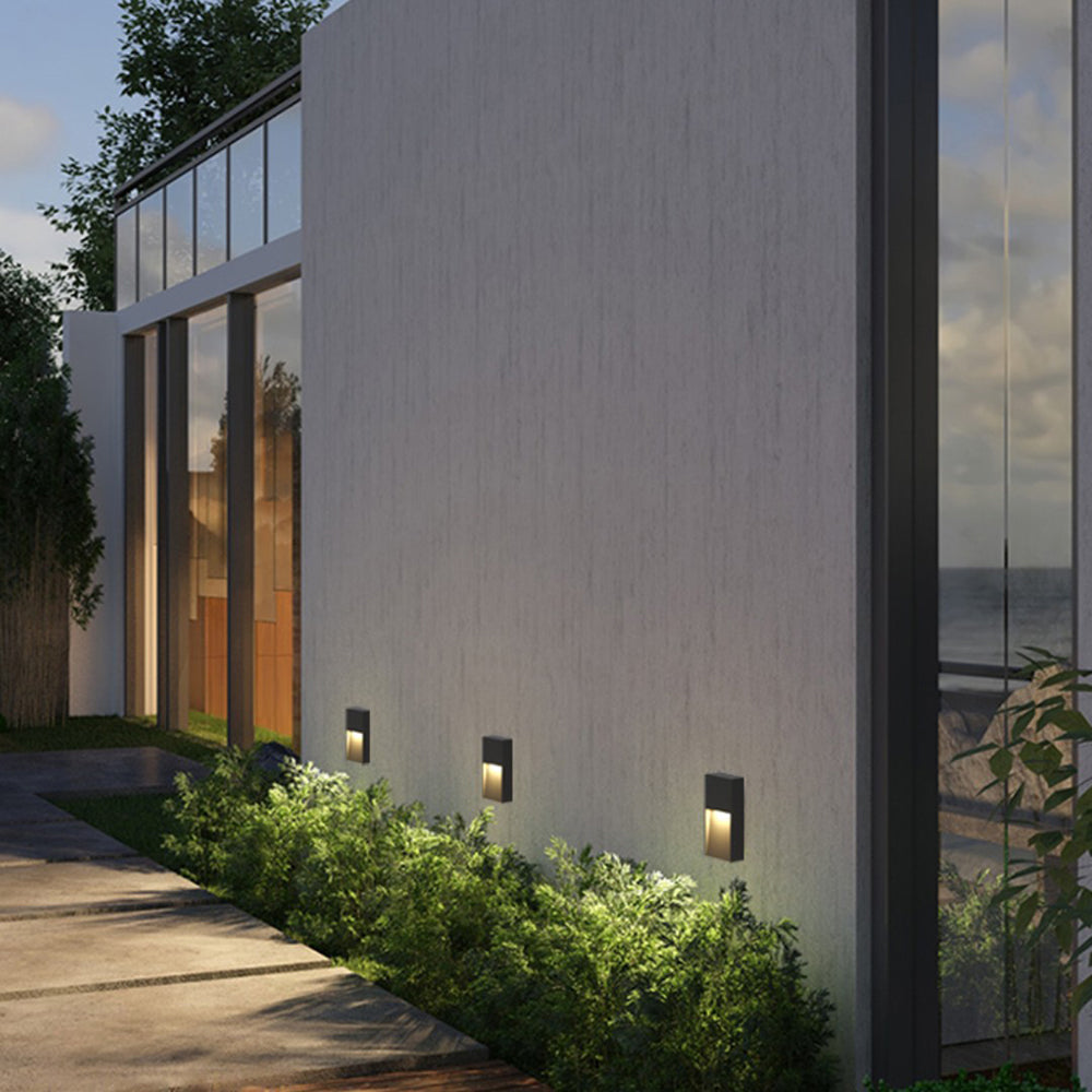Sleek Modern Outdoor Step/Deck Sensor Light
