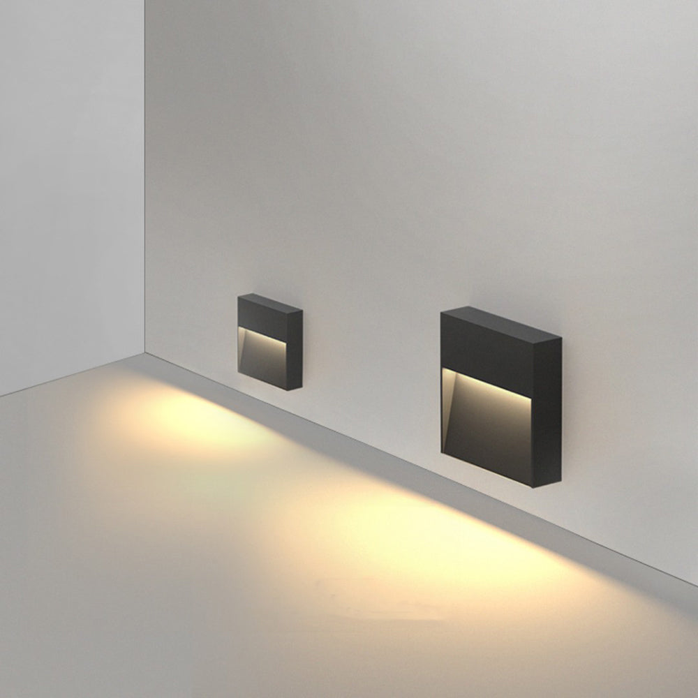 Sleek Modern Outdoor Step/Deck Sensor Light