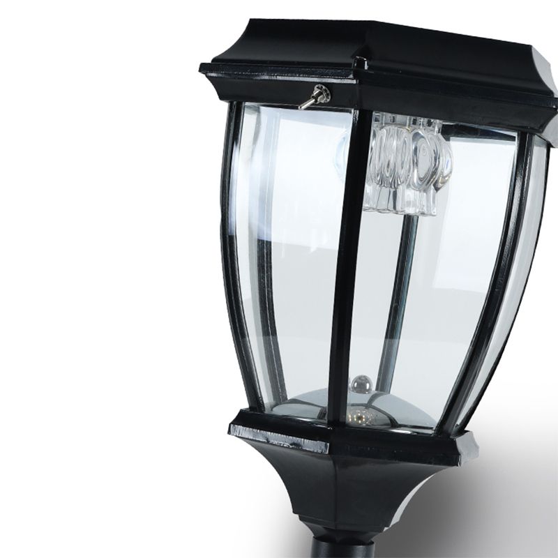 Vintage Solar Path Light – Bronze Lantern-Style for Gardens